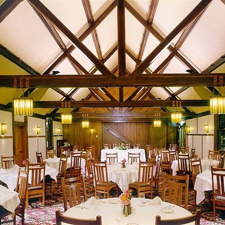 Roycroft Inn East Aurora Екстериор снимка
